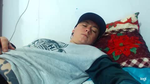 Blue online show from January 3, 2:43 am