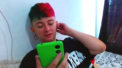 Blue online show from February 23, 4:02 pm