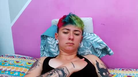 Blue online show from September 25, 5:05 pm