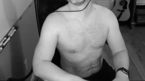 tombrockmoen2 online show from December 21, 6:09 am