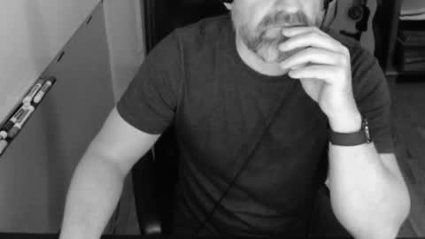 tombrockmoen2 online show from January 19, 5:58 am