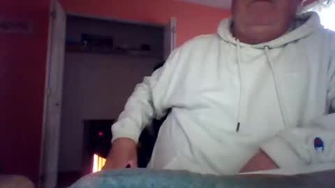 tomcat4848 online show from October 7, 4:04 pm