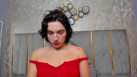   online show from February 6, 11:43 am