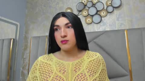   online show from February 7, 11:45 am