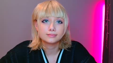 Snapshot of tommioo7 chatting on February 3, 10:47 am Galadriel online show from February 3, 10:47 am