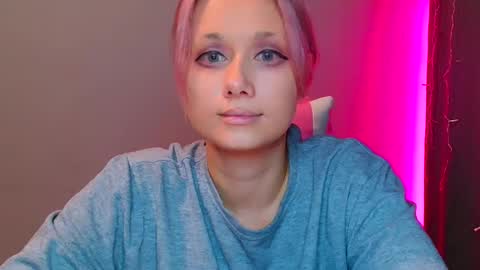 Snapshot of tommioo7 chatting on February 13, 1:37 pm Galadriel online show from February 13, 1:37 pm