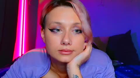 Snapshot of tommioo7 chatting on March 2, 7:21 am Galadriel online show from March 2, 7:21 am