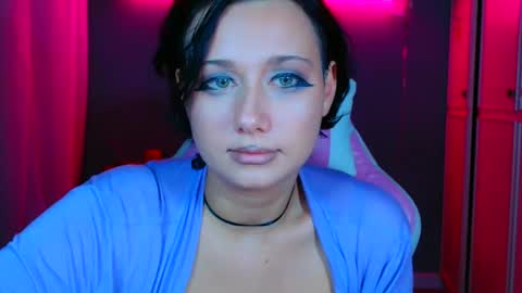 Snapshot of tommioo7 chatting on October 17, 6:43 pm Galadriel online show from October 17, 6:43 pm