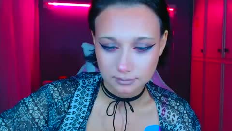 Snapshot of tommioo7 chatting on November 3, 10:53 pm Galadriel online show from November 3, 10:53 pm