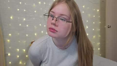 Tommy loves Katie online show from January 28, 10:34 am