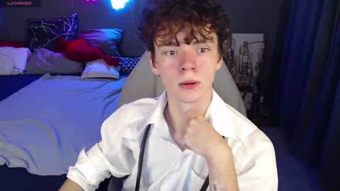 Snapshot of tommy_jamm chatting on January 31, 10:10 am Tommy online show from January 31, 10:10 am