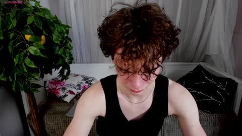 Snapshot of tommy_jamm chatting on February 4, 3:26 pm Tommy online show from February 4, 3:26 pm