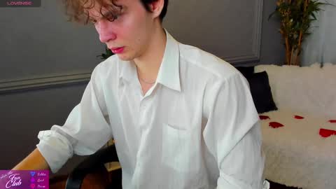 Snapshot of tommy_jamm chatting on February 13, 3:24 pm Tommy online show from February 13, 3:24 pm