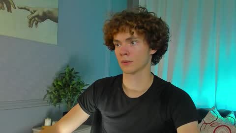 Snapshot of tommy_jamm chatting on September 30, 3:06 pm Tommy online show from September 30, 3:06 pm