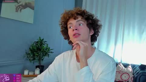 Snapshot of tommy_jamm chatting on October 2, 10:00 am Tommy online show from October 2, 10:00 am