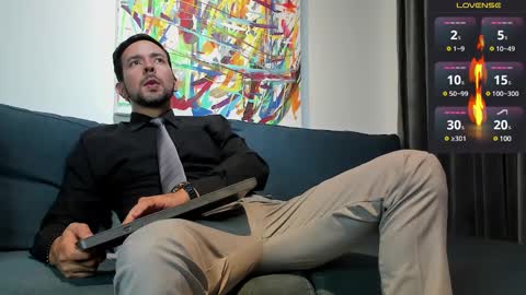 tommy_raym0ndg online show from December 9, 8:01 pm