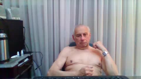 Snapshot of tommylecock chatting on September 30, 12:43 pm tommylecock online show from September 30, 12:43 pm