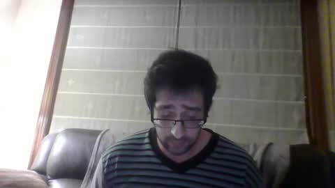 Snapshot of toni640128 chatting on February 19, 12:03 am toni640128 online show from February 19, 12:03 am