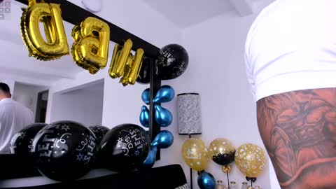 tony muscle1 online show from December 27, 8:07 pm