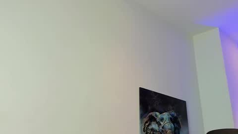 tony_petrov online show from October 16, 3:40 am