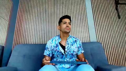 Snapshot of tonycosta_ chatting on September 29, 3:28 pm Tony online show from September 29, 3:28 pm