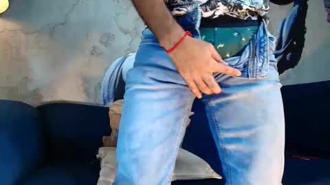 Snapshot of tonycosta_ chatting on October 12, 1:48 am Tony online show from October 12, 1:48 am