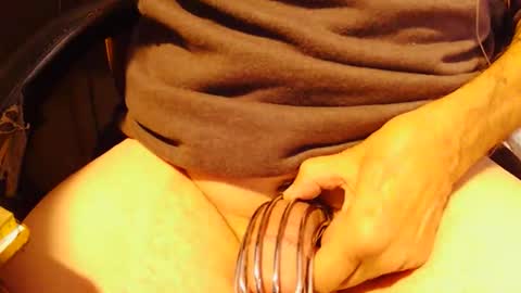 Snapshot of tonydi60 chatting on November 8, 3:56 pm tonydi60 online show from November 8, 3:56 pm