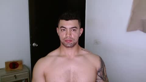 Snapshot of tonyking21 chatting on December 10, 4:13 am ANTONY online show from December 10, 4:13 am