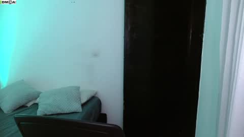 Snapshot of tonyking21 chatting on February 28, 12:54 am ANTONY online show from February 28, 12:54 am