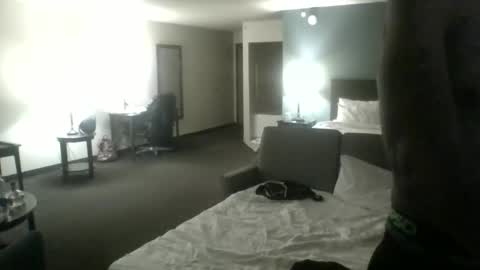 toochillcouple420 online show from November 8, 6:13 am