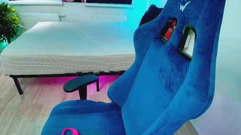 topcranberry online show from October 15, 7:41 am