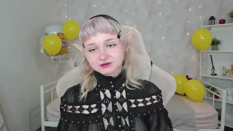 Tori online show from October 4, 12:08 am