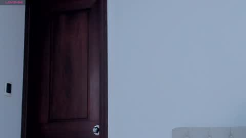 Tori Cross online show from January 29, 3:47 pm