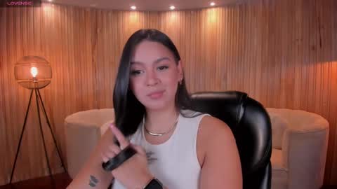 Tori Cross online show from February 11, 3:51 pm