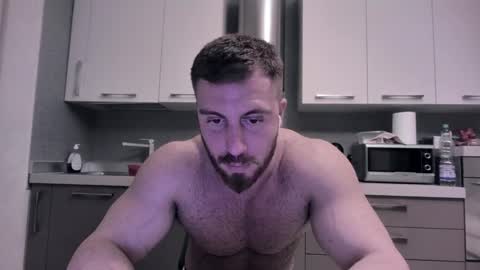 toro_arrapato online show from December 6, 10:30 pm