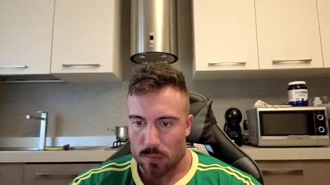 toro_arrapato online show from November 19, 10:15 am