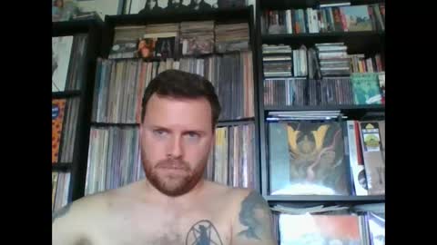 Snapshot of torth666 chatting on February 6, 1:54 pm torth666 online show from February 6, 1:54 pm