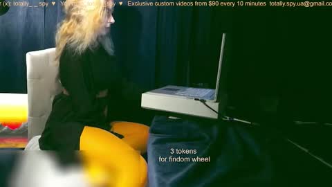 Snapshot of totally_spy chatting on October 29, 6:48 am Madam Viktoria Vacation in Portugal 2811 - 0412 online show from October 29, 6:48 am