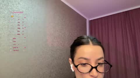 Snapshot of totallytiny_ chatting on December 7, 11:12 pm see you December 4th beloved friends online show from December 7, 11:12 pm