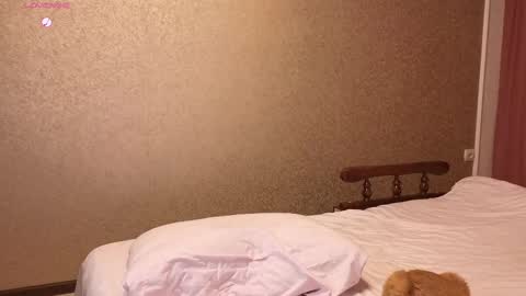 Snapshot of totallytiny_ chatting on March 6, 1:57 pm see you December 4th beloved friends online show from March 6, 1:57 pm