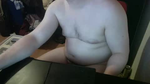 Snapshot of totox1989 chatting on December 18, 9:29 pm Totox online show from December 18, 9:29 pm