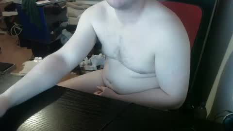 Snapshot of totox1989 chatting on February 3, 7:10 pm Totox online show from February 3, 7:10 pm