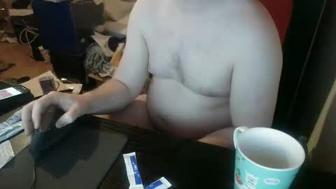 Snapshot of totox1989 chatting on February 8, 6:44 pm Totox online show from February 8, 6:44 pm