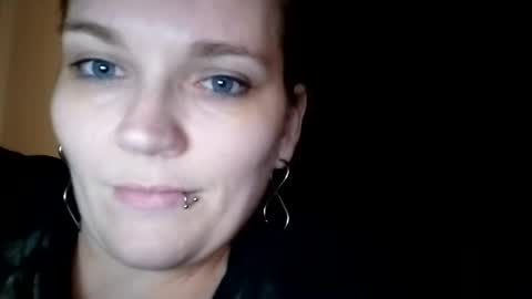 Snapshot of toxiclilly chatting on December 8, 3:24 pm Lilly Miss Mistress Goddess Maam Queen Boss online show from December 8, 3:24 pm