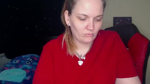 Snapshot of toxiclilly chatting on January 26, 8:36 am Lilly Miss Mistress Goddess Maam Queen Boss online show from January 26, 8:36 am