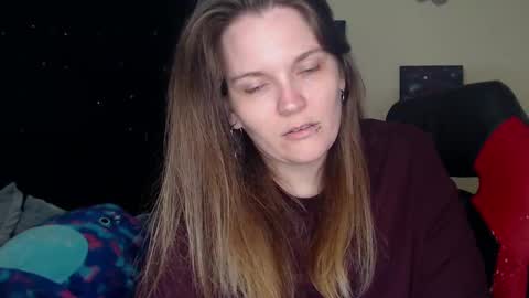 Snapshot of toxiclilly chatting on February 3, 8:46 am Lilly Miss Mistress Goddess Maam Queen Boss online show from February 3, 8:46 am