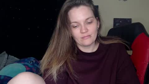 Snapshot of toxiclilly chatting on February 3, 11:53 am Lilly Miss Mistress Goddess Maam Queen Boss online show from February 3, 11:53 am