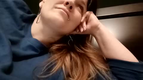 Snapshot of toxiclilly chatting on February 10, 7:49 pm Lilly Miss Mistress Goddess Maam Queen Boss online show from February 10, 7:49 pm