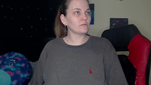 Snapshot of toxiclilly chatting on February 12, 6:29 am Lilly Miss Mistress Goddess Maam Queen Boss online show from February 12, 6:29 am