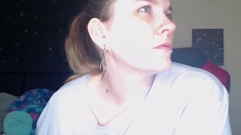 Snapshot of toxiclilly chatting on February 16, 8:54 am Lilly Miss Mistress Goddess Maam Queen Boss online show from February 16, 8:54 am